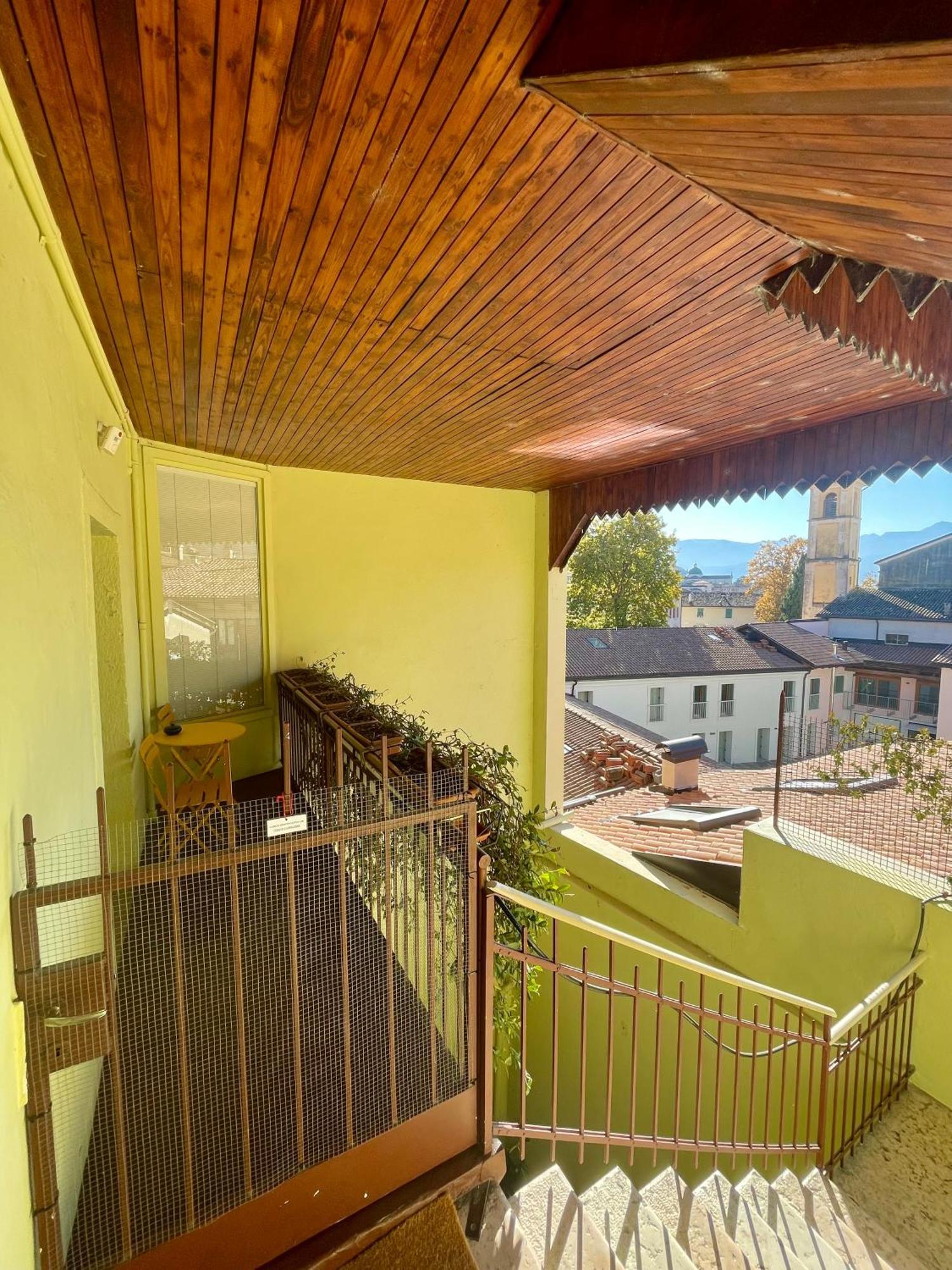 Appartamento Sui Tetti Del Centro Storico Rovereto  Exterior foto